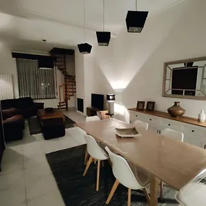 https://modern-duplex-100m2-perfect-to-visit-brussels.brusselshotelsbook.com